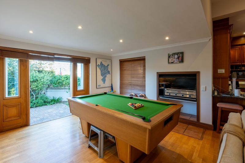 To Let 4 Bedroom Property for Rent in Steenberg Estate Western Cape
